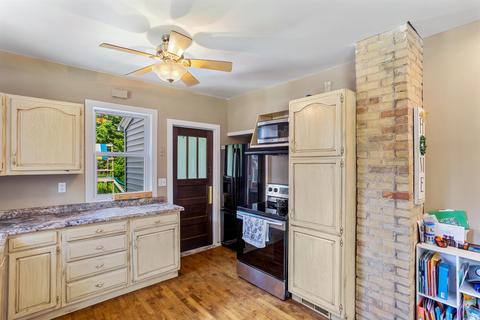 318 E Randall St, Appleton, WI 54911 photo 7
