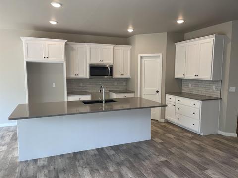 N9243 Constellation Drive, Appleton, WI 54915 photo 3