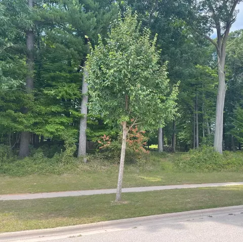 Stordeur Drive, Green Bay, WI 54313