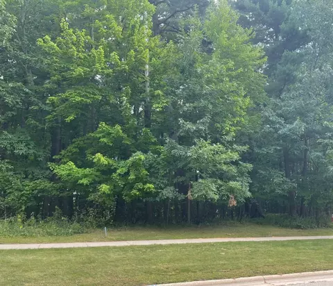 Pinecrest Road, Green Bay, WI 54313