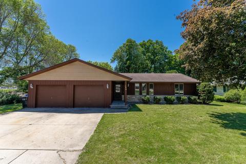 146 Cherry Ct, Appleton, WI 54915 photo 1