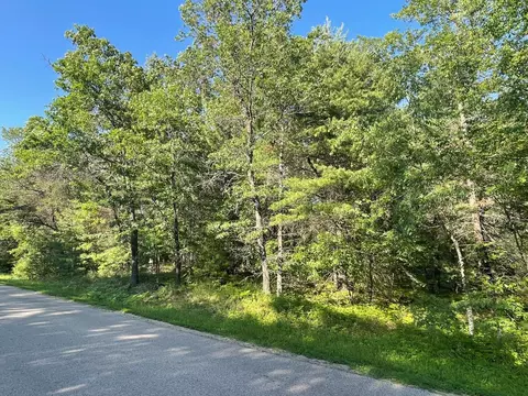 Oak Park Road, Shawano, WI 54166