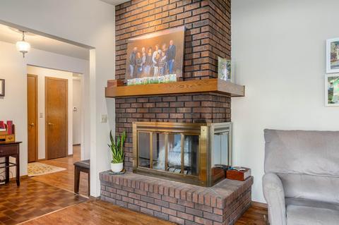 2131 W Harvest Dr, Appleton, WI 54914 photo 4