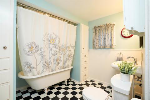 903 N Bennett St, Appleton, WI 54914 photo 28