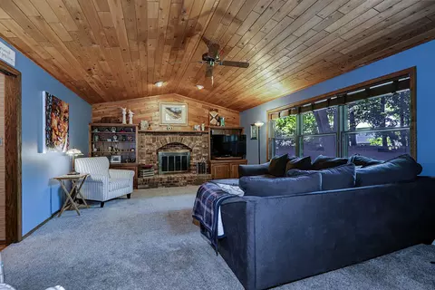 3217 S White Birch Ln, Appleton, WI 54915 photo 11