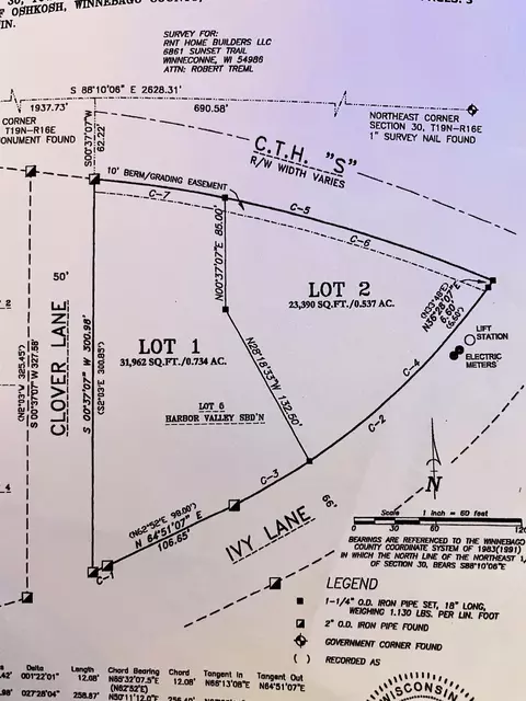 Ivy Lane, Oshkosh, WI 54904