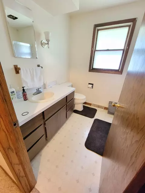 17 Seminole Ct, Appleton, WI 54914 photo 4