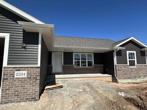 2334 E Honeygold Ct, Appleton, WI 54913