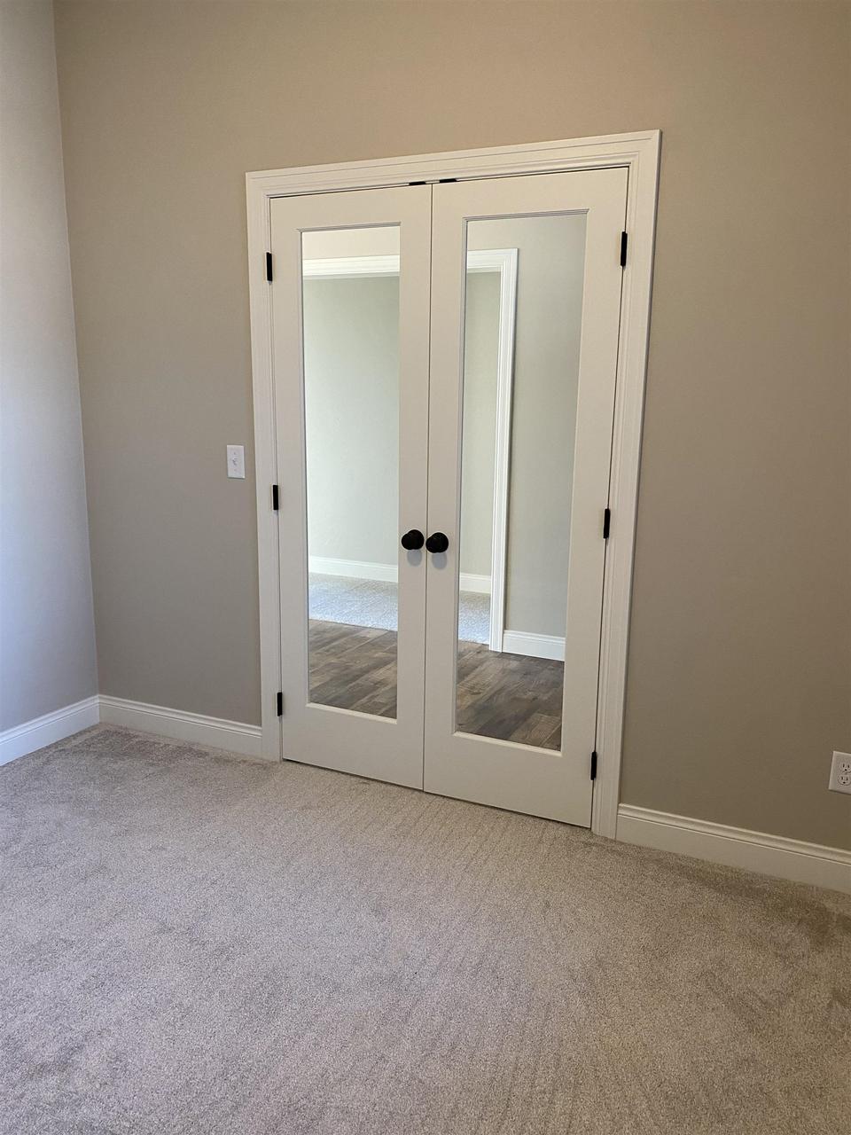  1003 Gulfstream Ct, De Pere, WI 54115 photo 9