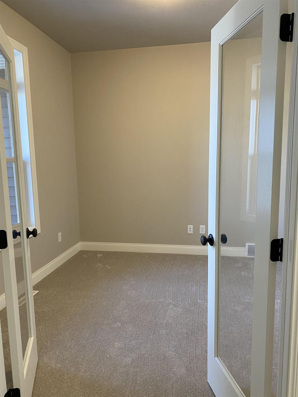  1003 Gulfstream Ct, De Pere, WI 54115 photo 10