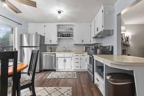 725 S Westhaven Pl #A, Appleton, WI 54914 photo 4