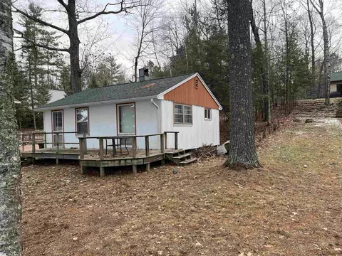 5684 S Silver Lake Rd, Laona, WI 54541