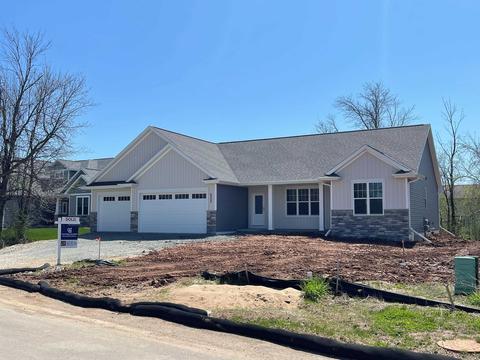 W6555 Ethan Drive, Appleton, WI 54915