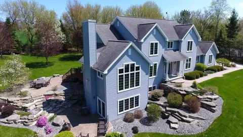 n7813 Ledgeview Springs Drive, Fond Du Lac, WI 54937