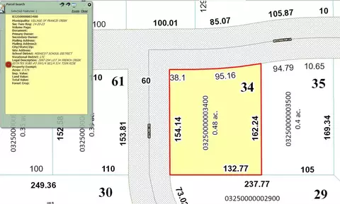 915 Moon Beam Ln #34, Francis Creek, WI 54214