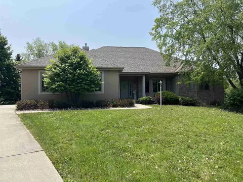 20 Crestview Ct, Fond Du Lac, WI 54937