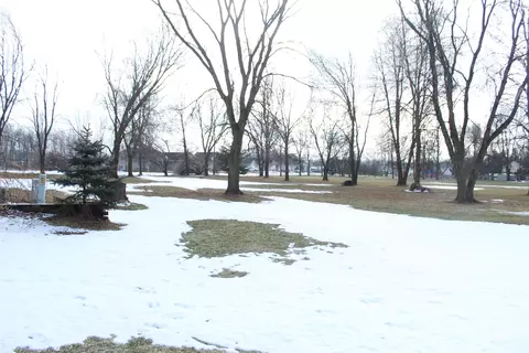 Riverview Court, Fremont, WI 54940