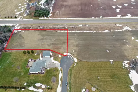 n883 Stanley Court #7, Fremont, WI 54940