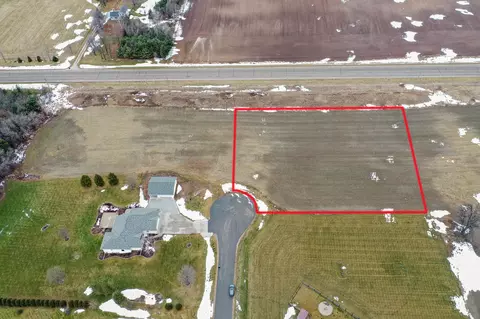 n882 Stanley Court #6, Fremont, WI 54940