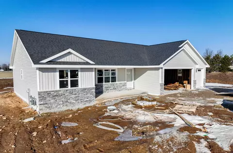 491 Highland Meadow Trl, Pulaski, WI 54162