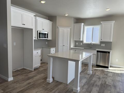 W6561 Ethan Drive, Appleton, WI 54915 photo 2