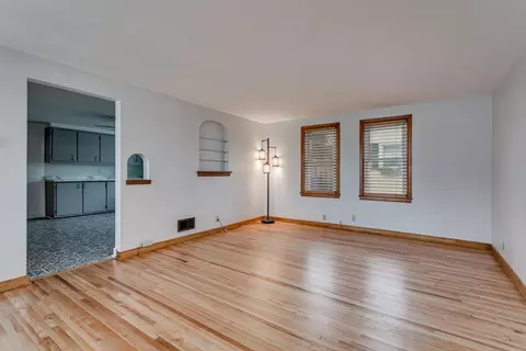 2 Cherry Ct, Appleton, WI 54915 photo 4
