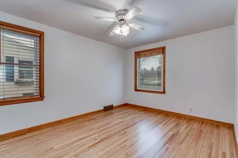2 Cherry Ct, Appleton, WI 54915 photo 8