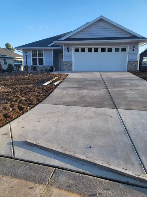 5084 N Milkweed Trl, Appleton, WI 54913