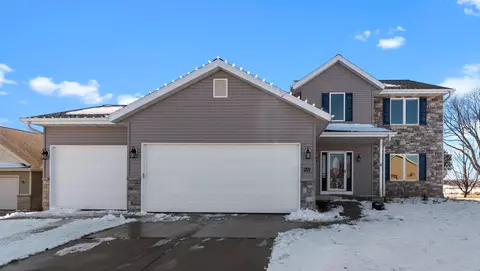 201 Mcintosh Dr, Beaver Dam, WI 53916