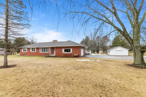 e6541 Progress Road, Manawa, WI 54949
