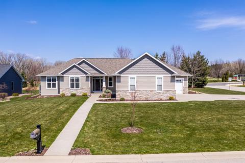 840 W Northstar Dr, Appleton, WI 54913