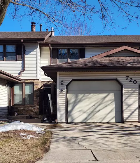 720 S Westhaven Pl #E, Appleton, WI 54914 photo 1