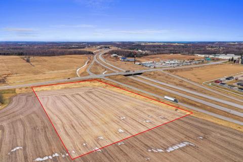 700 S Cecil St, Bonduel, WI 54107