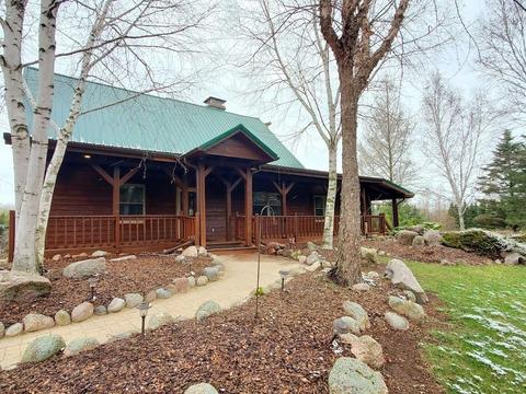 e10972 Hanson Road, Clintonville, WI 54929