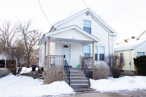 519 W Lincoln Ave, Oshkosh, WI 54901