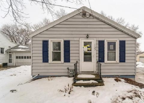 1123 Lime Kiln Rd, Green Bay, WI 54302