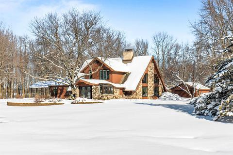 n247 Sunset Drive, Appleton, WI 54914