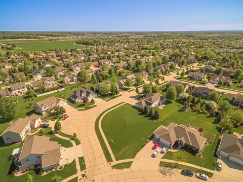 E Corridor Drive, Appleton, WI 54913 photo 10