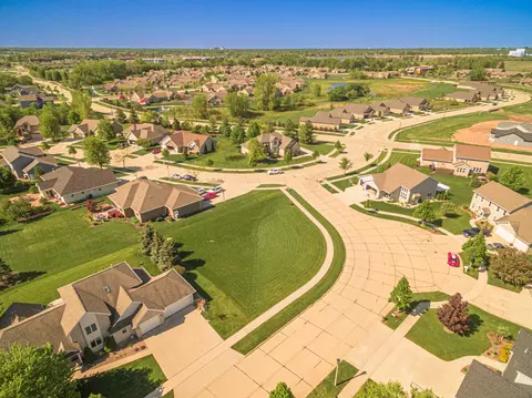 E Corridor Drive, Appleton, WI 54913 photo 6