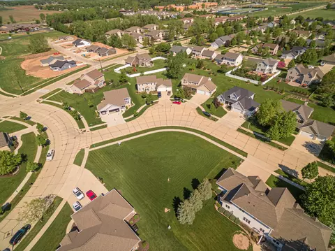 E Corridor Drive, Appleton, WI 54913 photo 13