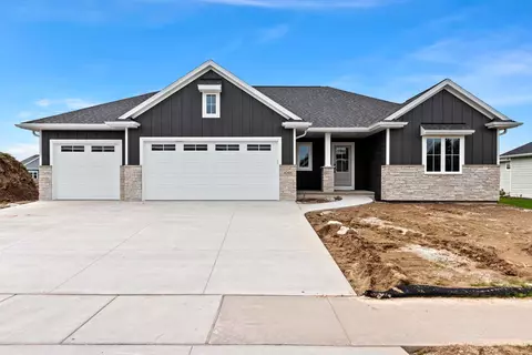 4263 Downton Cir, Green Bay, WI 54313