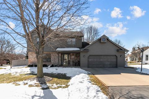 924 Wylde Oak Dr, Oshkosh, WI 54904