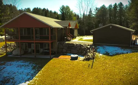 n8772 Beauleau Lake Lane, Gresham, WI 54128