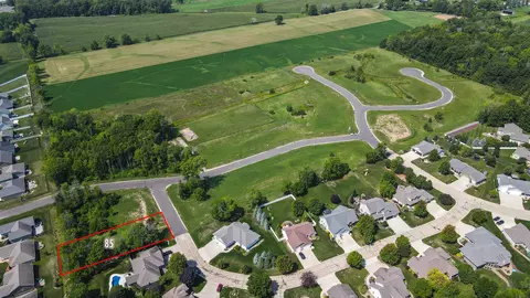 Tana Lane, Menasha, WI 54952