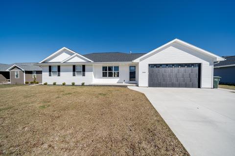 2418 Hendricks Ave, Kaukauna, WI 54130