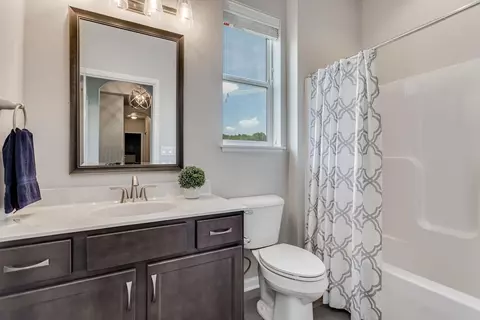 2256 E Baldeagle Dr, Appleton, WI 54913 photo 4