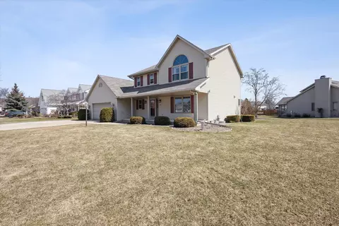 251 Sullivan Ln, De Pere, WI 54115