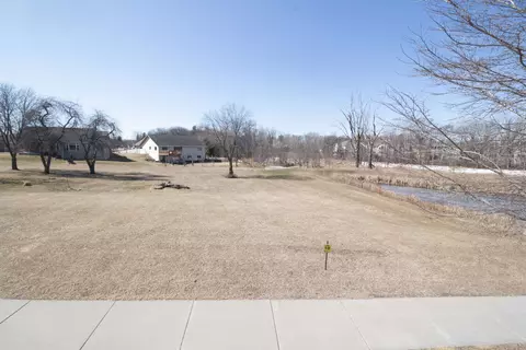 3447 Glendale Ave #10, Howard, WI 54313