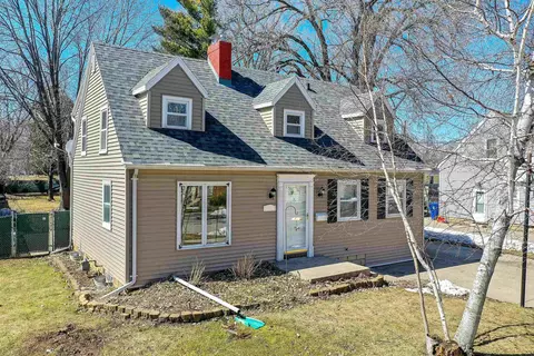 1523 N Viola St, Appleton, WI 54911