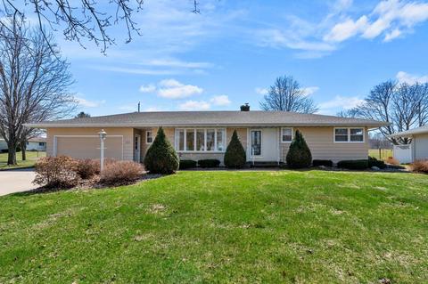 178 E Waupun St, Oakfield, WI 53065